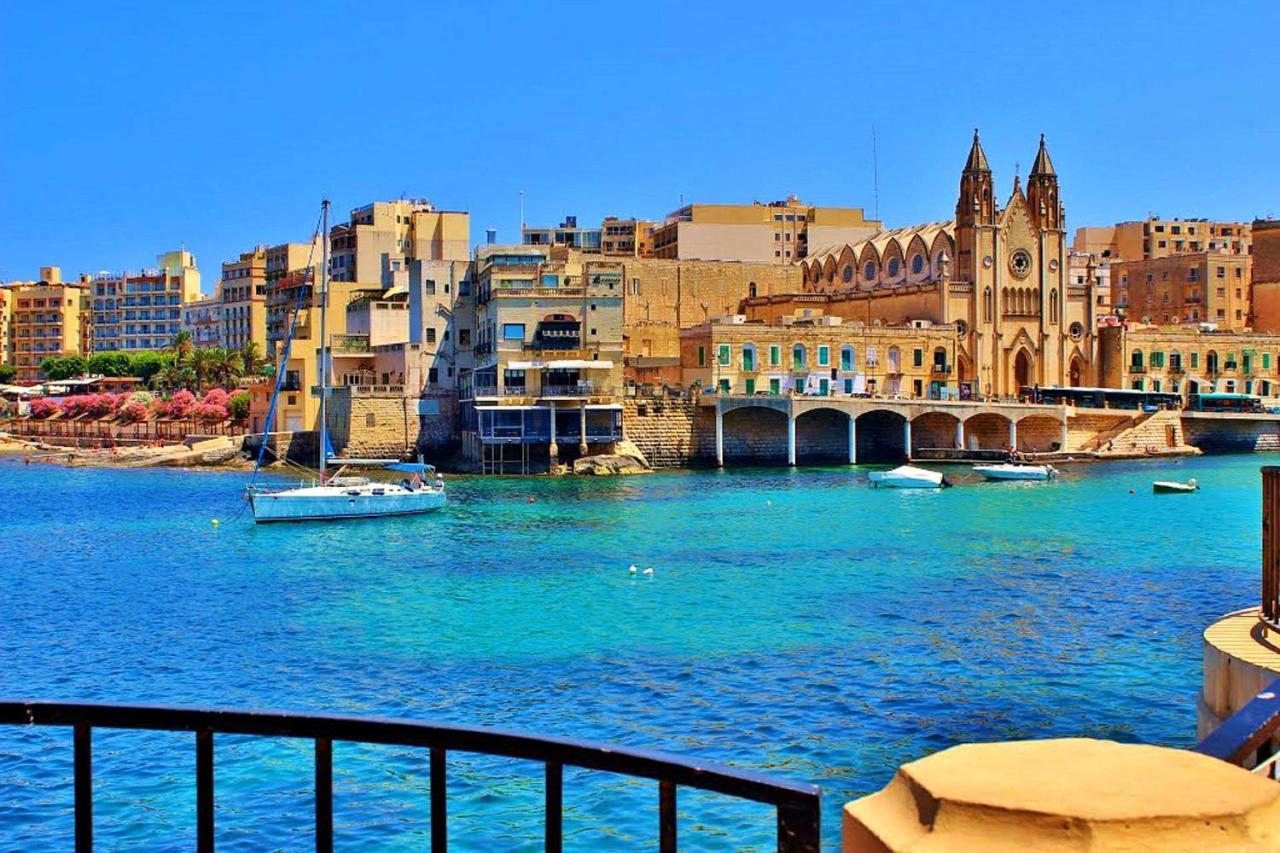 Picturesque Sliema Pad Steps From The Seafront Apartamento Exterior foto